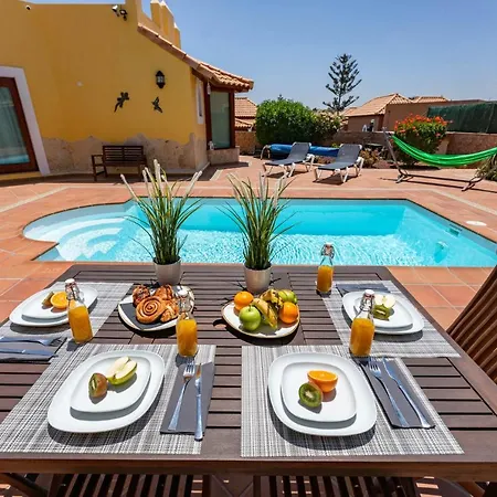 Relax 2 Private Pool By Holidays Villa Corralejo