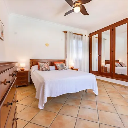 Villa Relax 2 Private Pool By Holidays