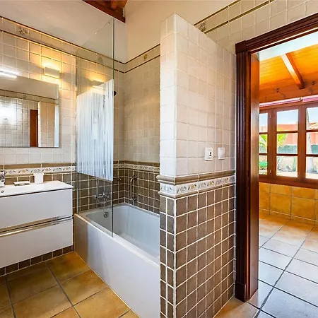 Relax 2 Private Pool By Holidays Villa *