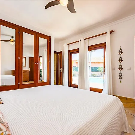Relax 2 Private Pool By Holidays * Corralejo